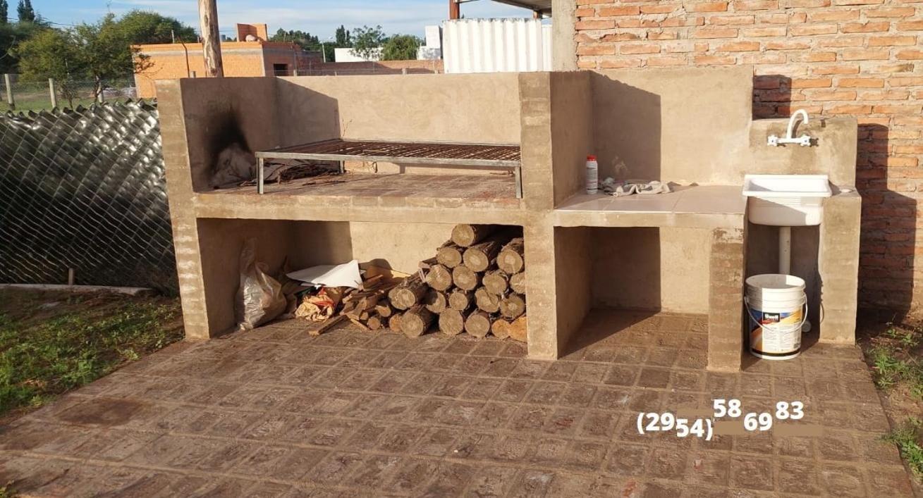 A La Sombra Del Calden Apartment Santa Rosa  Luaran gambar